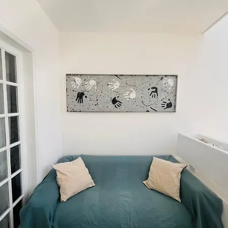 Apartament Near The Ocean *